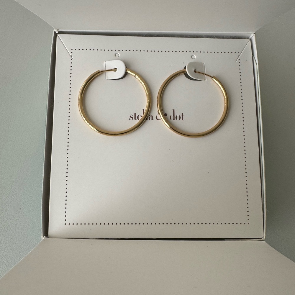 Stella & Dot Essential Hoops - Small, Gold